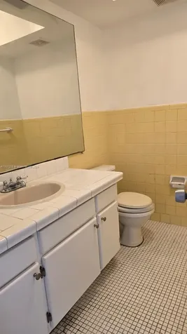 1885 NE 121st Street North Miami FL 33181