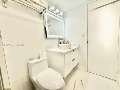 3140 S Ocean Drive Hallandale Beach FL 33009