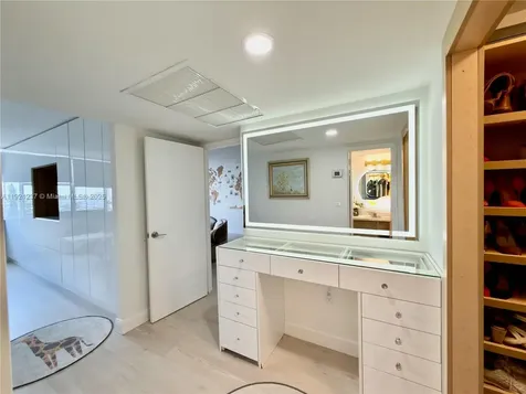 3140 S Ocean Drive Hallandale Beach FL 33009