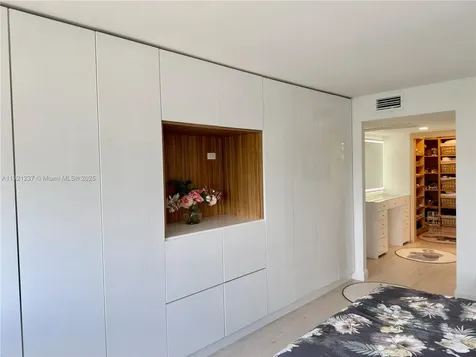 3140 S Ocean Drive Hallandale Beach FL 33009