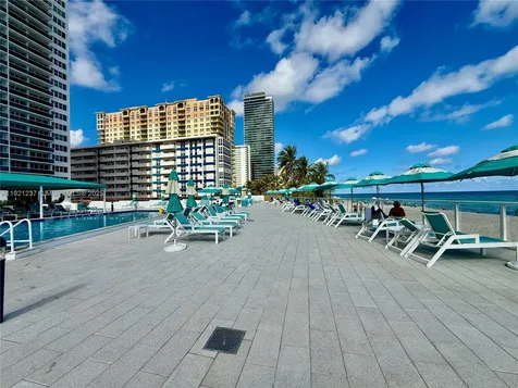 3140 S Ocean Drive Hallandale Beach FL 33009
