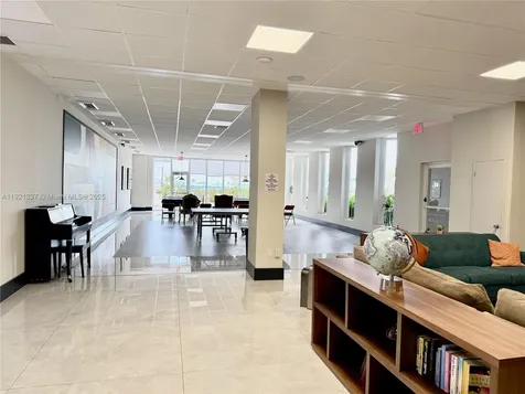 3140 S Ocean Drive Hallandale Beach FL 33009