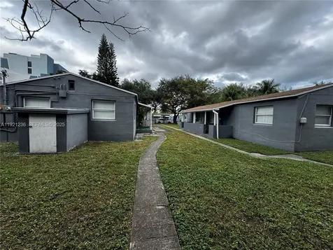 2034 Taylor Street Hollywood FL 33020