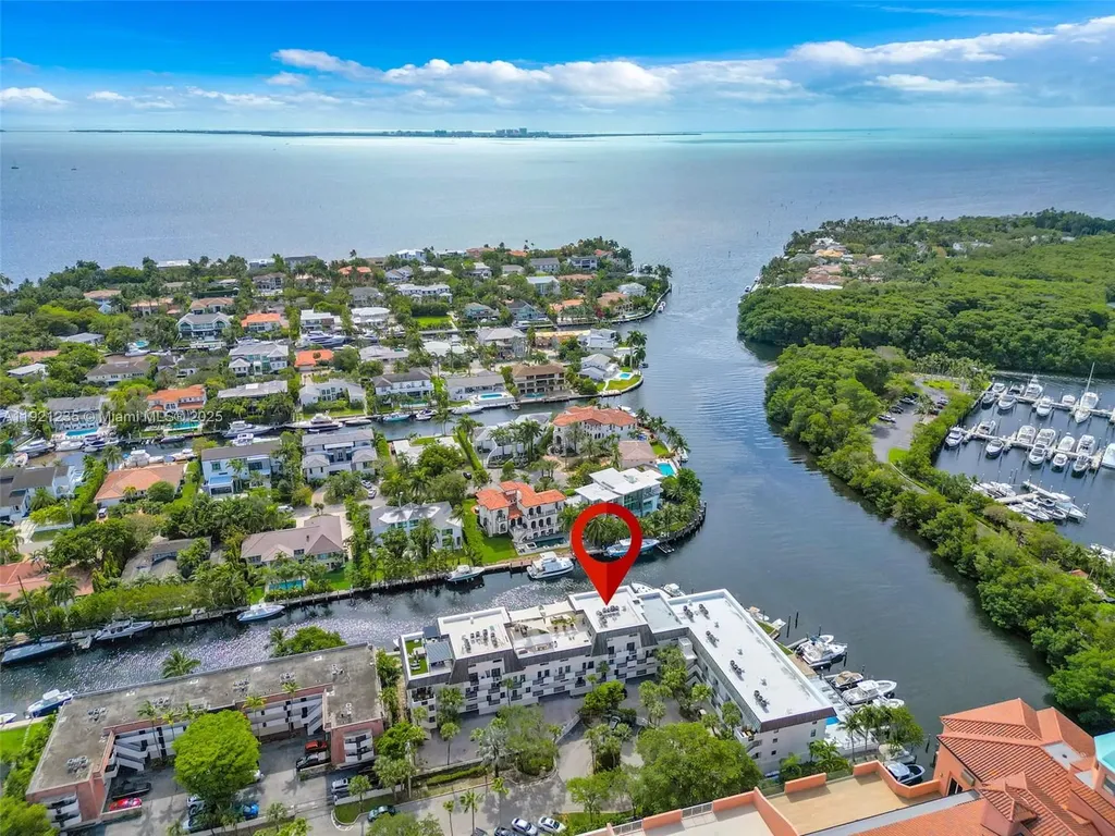 6901 Edgewater Drive Coral Gables FL 33133