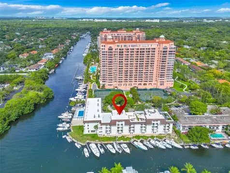 6901 Edgewater Drive Coral Gables FL 33133