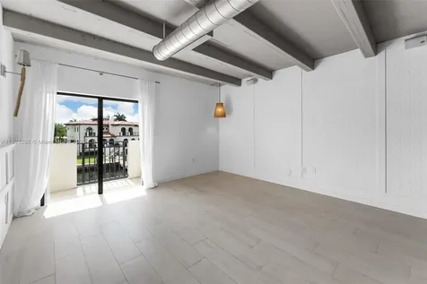 6901 Edgewater Drive Coral Gables FL 33133