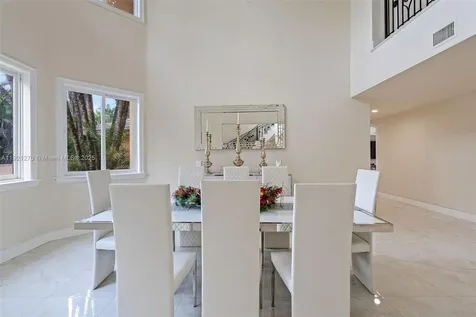 7225 Gleneagle Drive Miami Lakes FL 33014