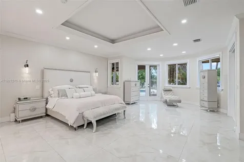 7225 Gleneagle Drive Miami Lakes FL 33014