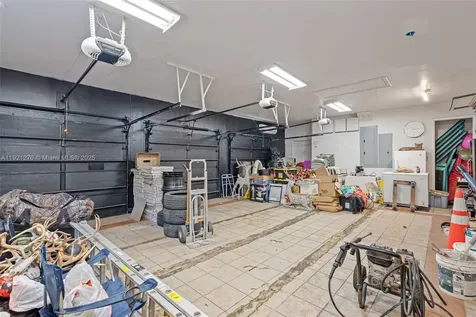 7225 Gleneagle Drive Miami Lakes FL 33014