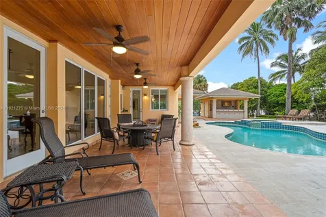 7225 Gleneagle Drive Miami Lakes FL 33014
