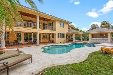 7225 Gleneagle Drive Miami Lakes FL 33014