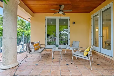 7225 Gleneagle Drive Miami Lakes FL 33014