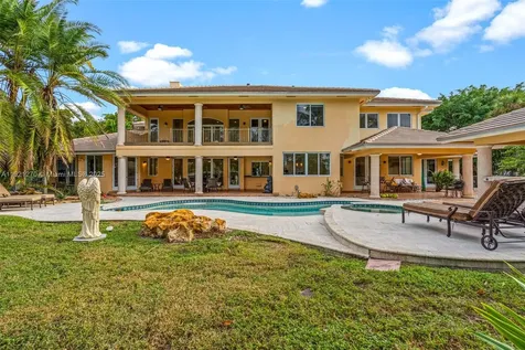 7225 Gleneagle Drive Miami Lakes FL 33014