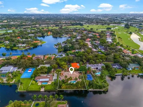 7225 Gleneagle Drive Miami Lakes FL 33014
