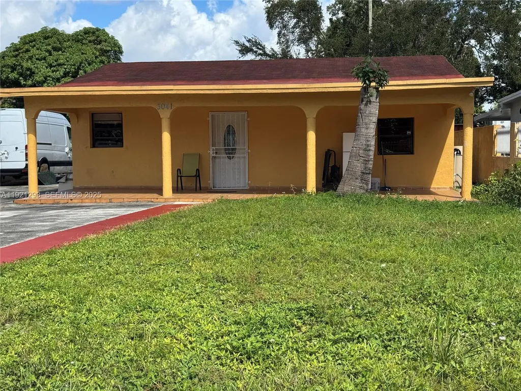 3041 NW 95th Terrace Miami FL 33147