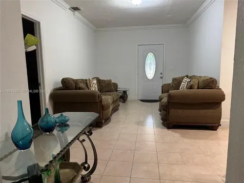 3041 NW 95th Terrace Miami FL 33147