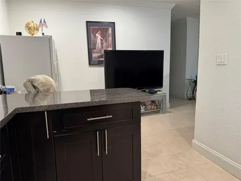 3041 NW 95th Terrace Miami FL 33147