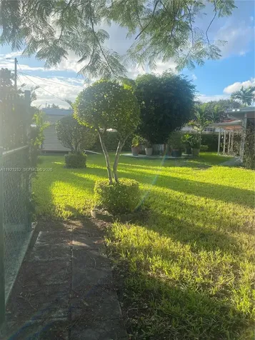 5600 SW 112th Court Miami FL 33173