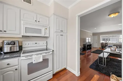 462 Golden Isles Drive Hallandale Beach FL 33009