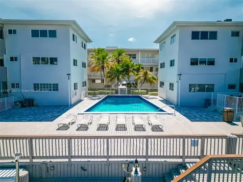 462 Golden Isles Drive Hallandale Beach FL 33009