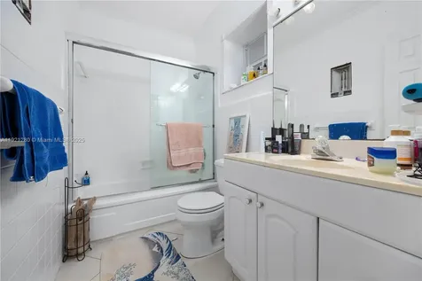 462 Golden Isles Drive Hallandale Beach FL 33009