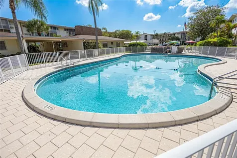 16790 NE 14th Avenue Miami FL 33162