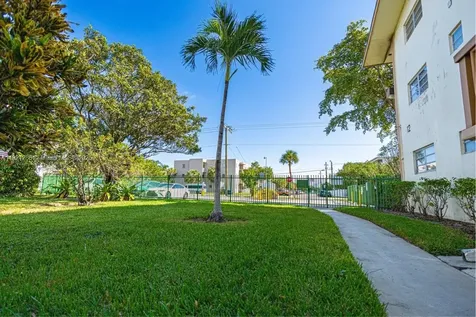 16790 NE 14th Avenue Miami FL 33162