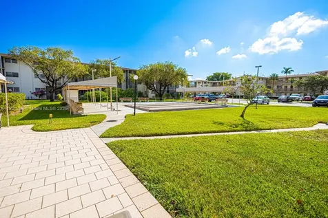 16790 NE 14th Avenue Miami FL 33162
