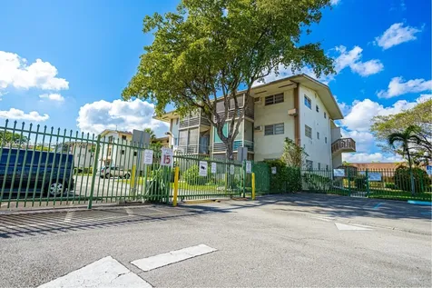 16790 NE 14th Avenue Miami FL 33162