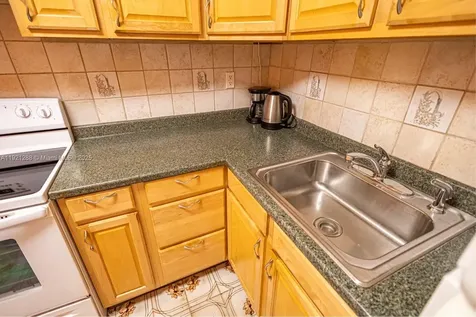 16790 NE 14th Avenue Miami FL 33162