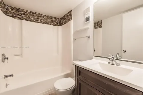 2680 Park Windsor Drive Fort Myers FL 33901