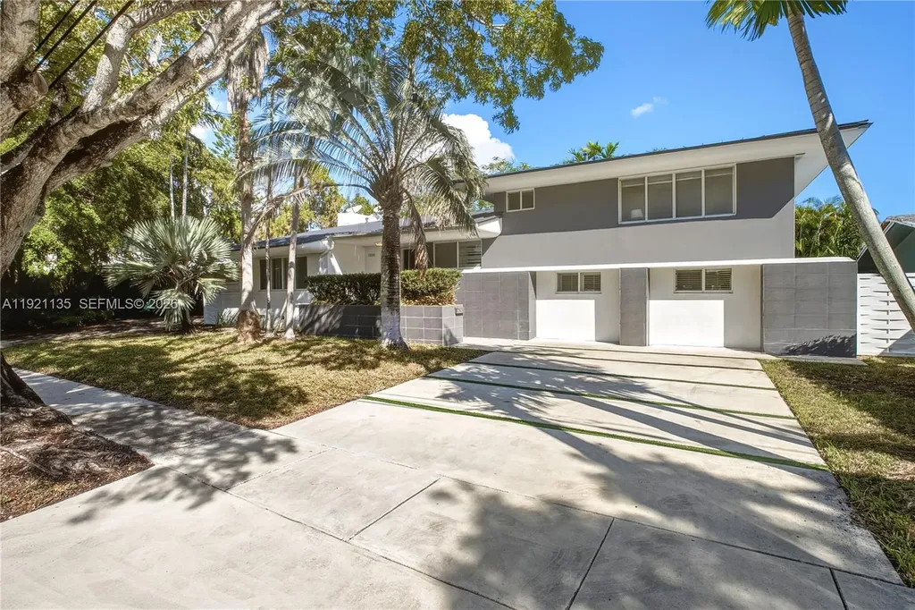 12545 Palm Road North Miami FL 33181