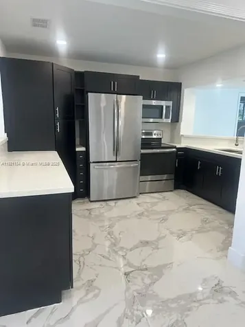 2220 SW 67th Way Miramar FL 33023
