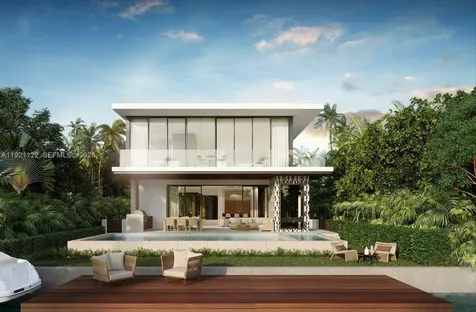 4230 Chase Avenue Miami Beach FL 33140
