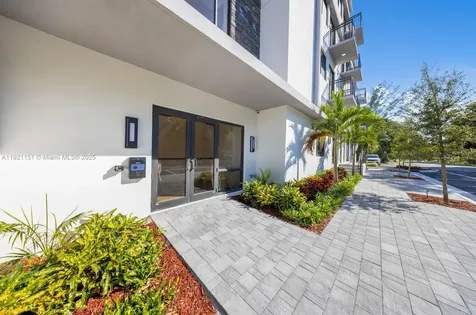 20 NE 19th Avenue Pompano Beach FL 33060