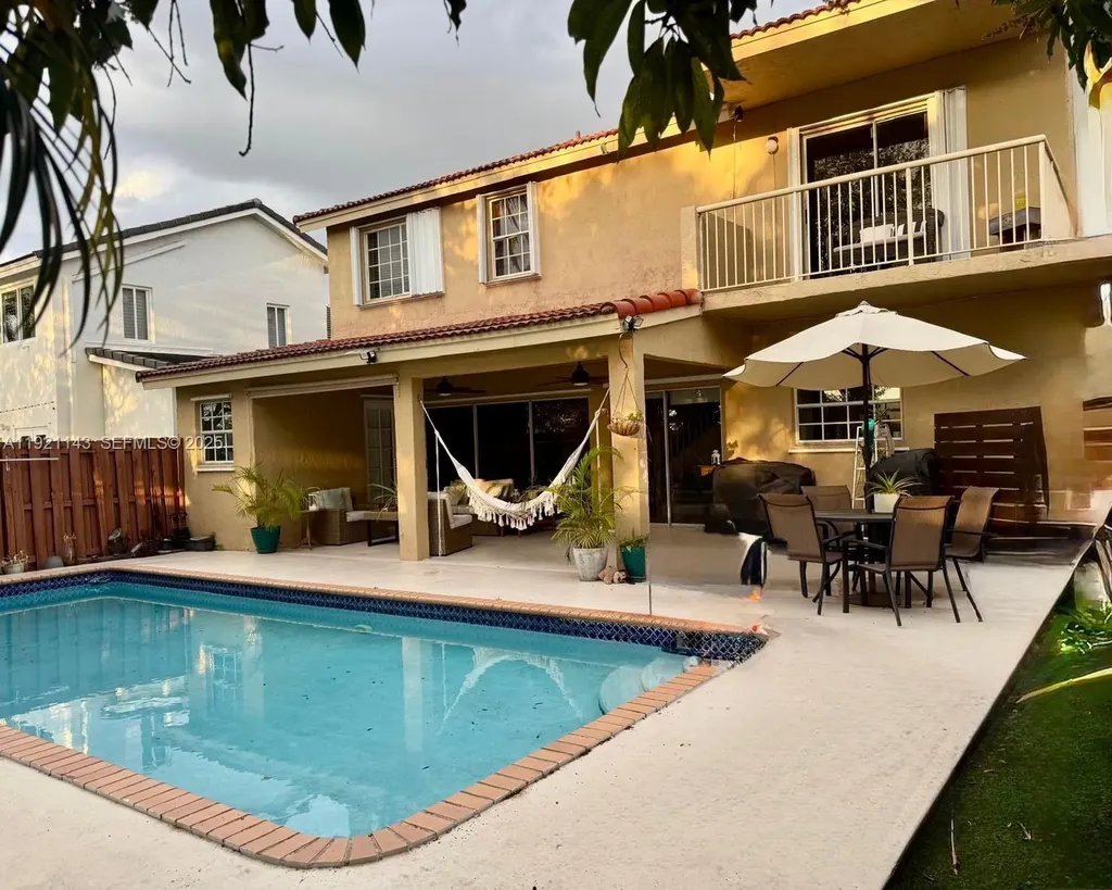 11150 SW 161st Place Miami FL 33196
