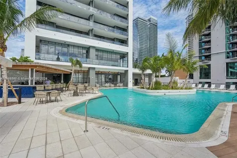 159 NE 6th Street Miami FL 33132