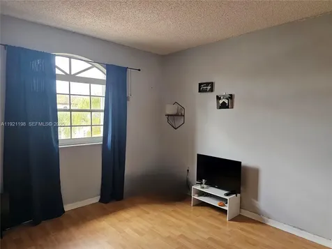 10816 SW 75th Street Miami FL 33173