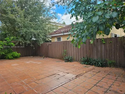 10816 SW 75th Street Miami FL 33173