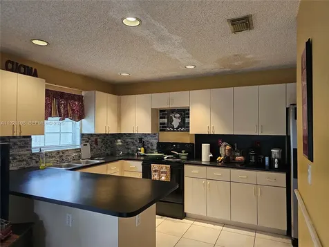 10816 SW 75th Street Miami FL 33173