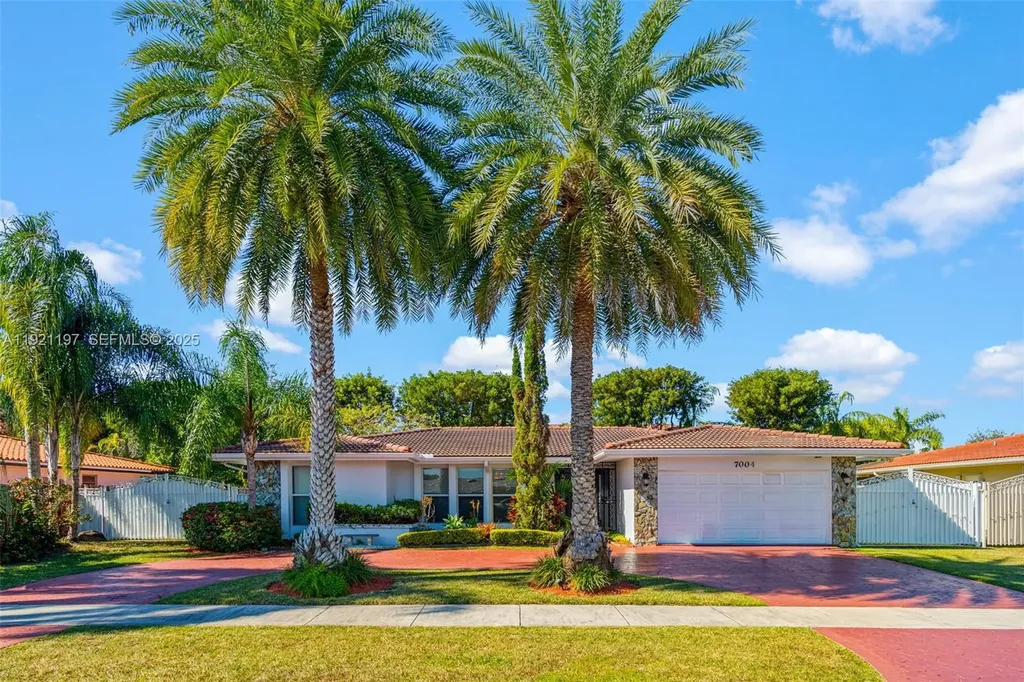 7004 SW 139th Place Miami FL 33183