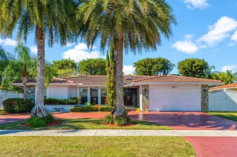 7004 SW 139th Place Miami FL 33183