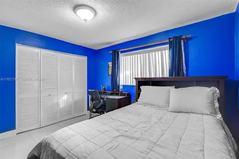 7004 SW 139th Place Miami FL 33183