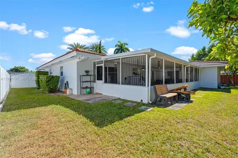 7004 SW 139th Place Miami FL 33183