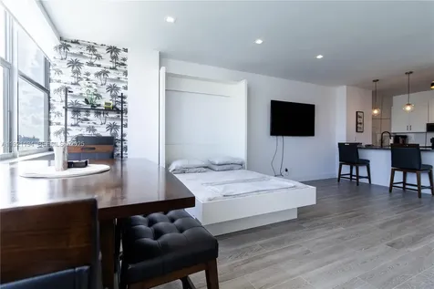 20 E Island Avenue Miami Beach FL 33139