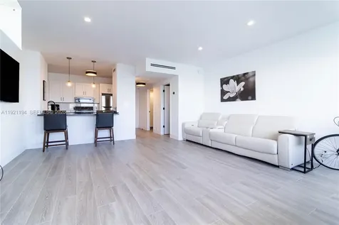 20 E Island Avenue Miami Beach FL 33139