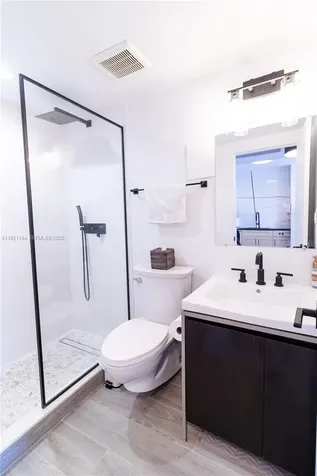 20 E Island Avenue Miami Beach FL 33139