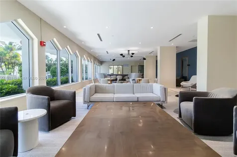 20 E Island Avenue Miami Beach FL 33139