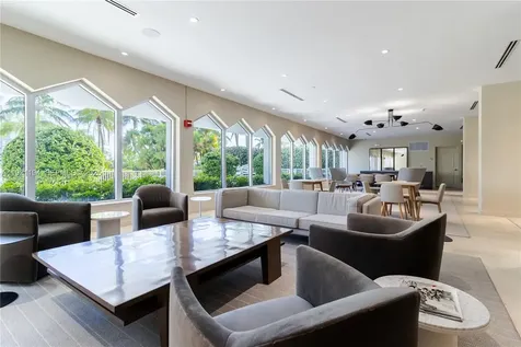 20 E Island Avenue Miami Beach FL 33139