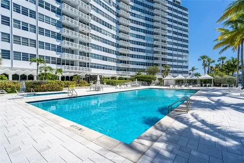 20 E Island Avenue Miami Beach FL 33139
